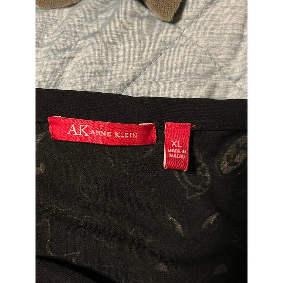 Anne Klein Black & White Floral Skirt – Size XL – Elegant & Versatile - Picture 2 of 2